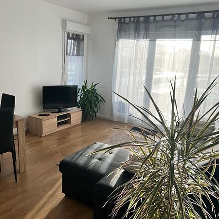 Appartement 5Min Gare Rer Disneyland Paris Val D'Europe La Vallee Village Parking Inclus Montévrain Kültér fotó