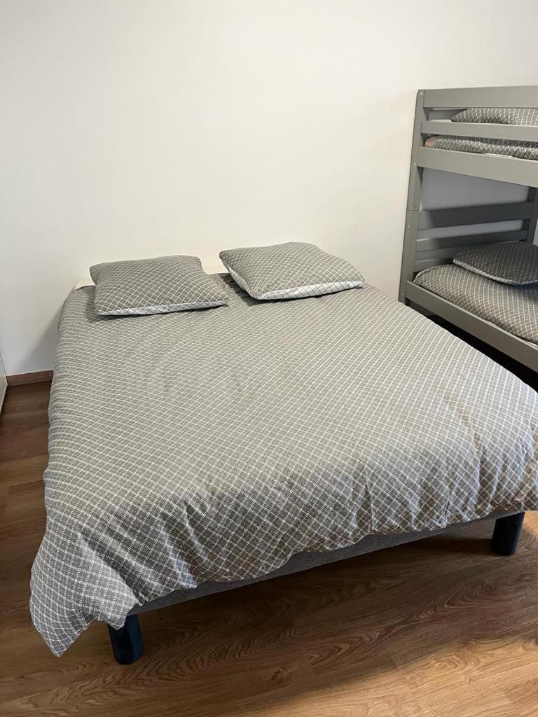 Appartement 5Min Gare Rer Disneyland Paris Val D'Europe La Vallee Village Parking Inclus Montévrain Kültér fotó