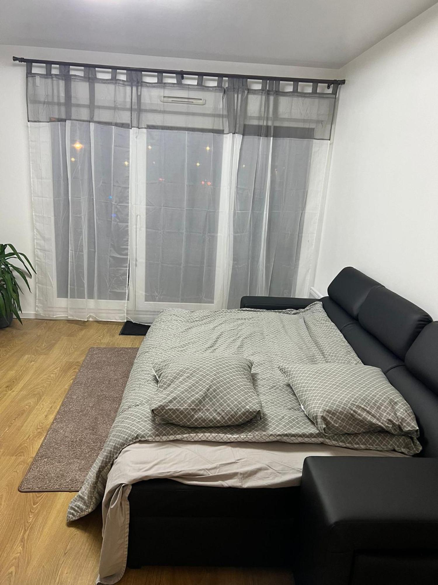 Appartement 5Min Gare Rer Disneyland Paris Val D'Europe La Vallee Village Parking Inclus Montévrain Kültér fotó