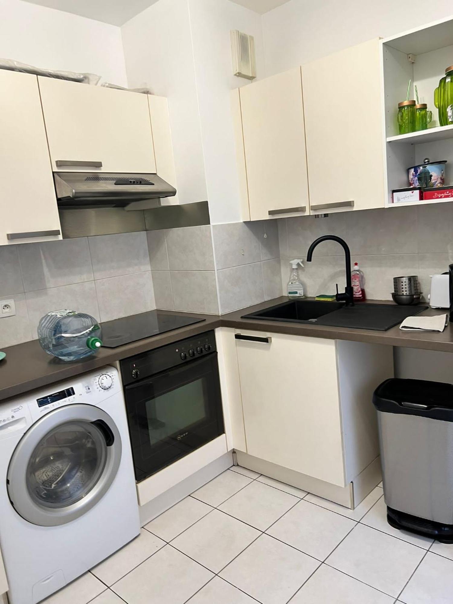 Appartement 5Min Gare Rer Disneyland Paris Val D'Europe La Vallee Village Parking Inclus Montévrain Kültér fotó
