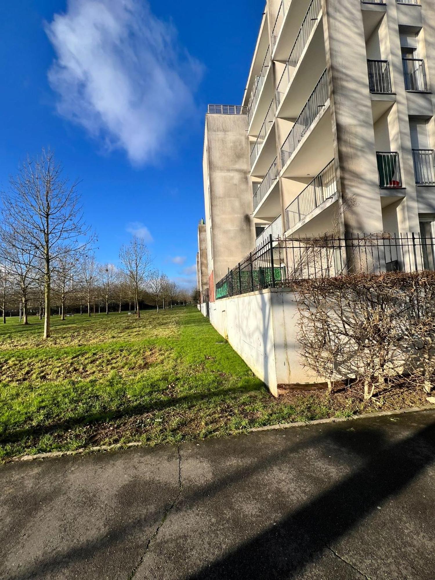 Appartement 5Min Gare Rer Disneyland Paris Val D'Europe La Vallee Village Parking Inclus Montévrain Kültér fotó